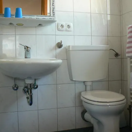 Inn Haus Evelyn / Haus Heidemarie Bad Fussing