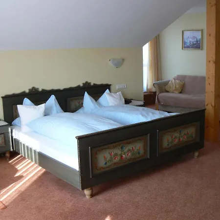 Inn Haus Evelyn / Haus Heidemarie Bad Fussing