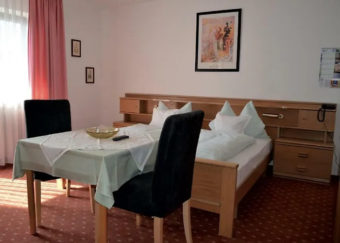 Inn Haus Evelyn / Haus Heidemarie Bad Fussing